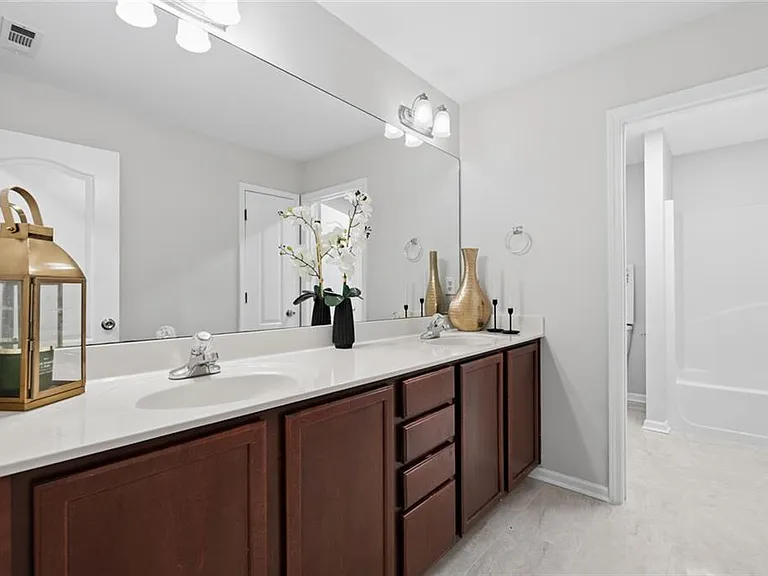 2148 Splitrail Trl NE — Photo 47