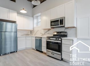 1621 N Kedzie Ave #1F, Chicago, IL 60647