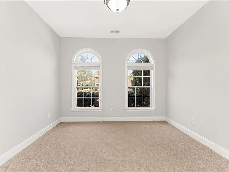 3329 Rosecliff Trce — Photo 14