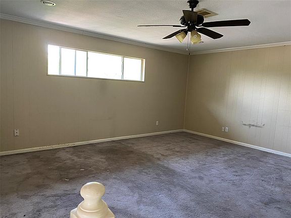 2nd image of 5910 Fontenelle Drive