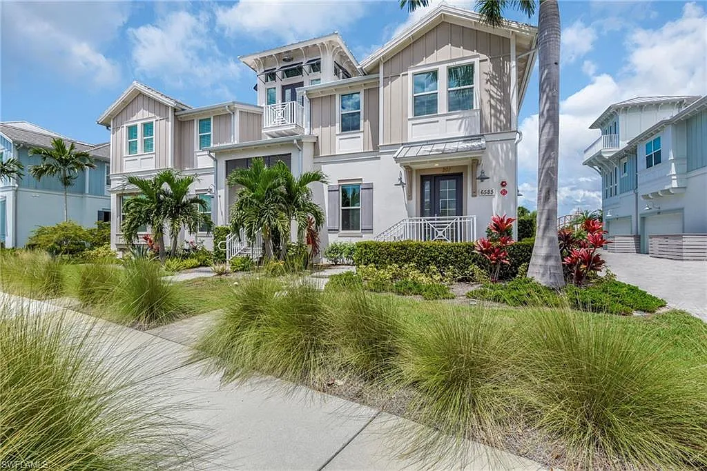 2 bed, 2.0 bath, 2169 sqft, $8,500 — Photo 1
