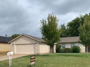 7208 S Ridge Trl, Fort Worth, TX 76133