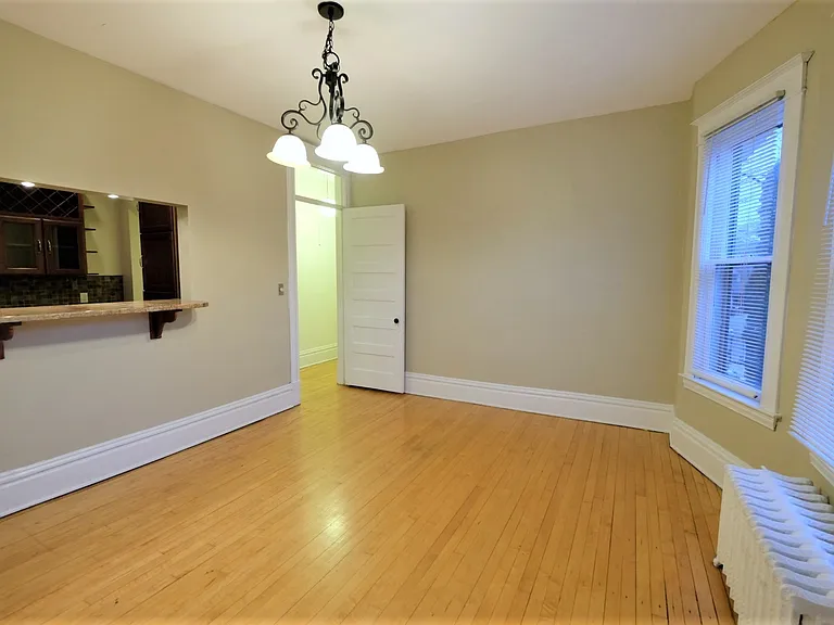 Welcome to Central Lakes of Uptown, where modern comfort meets classic charm. Enjoy spacious interiors and ample natural light in this inviting living space. Don't miss your chancea"schedule a tour today and see it for yourself!