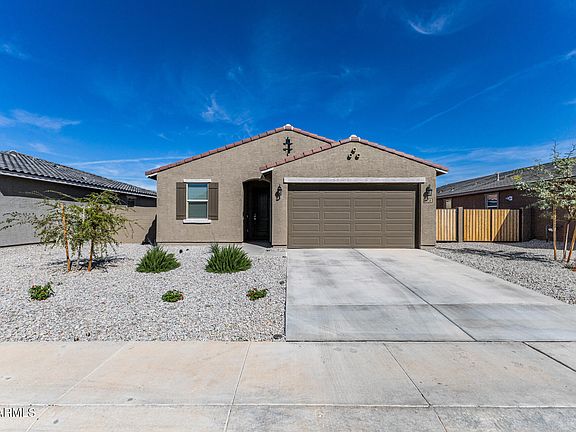 3rd image of 2638 E San Miguel Drive