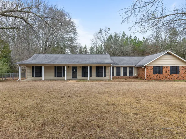 4613 Ridge Rd, Columbus, MS 39705