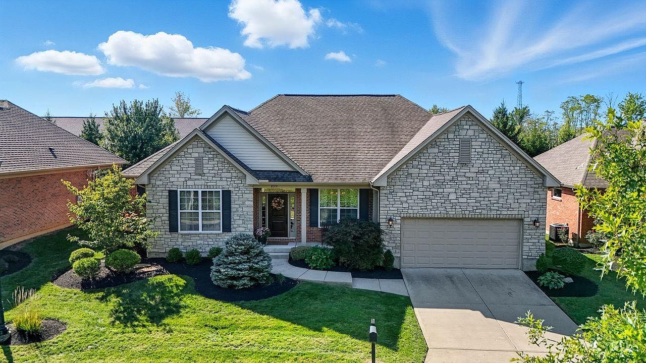 8019 Stonegate Dr, Cincinnati, OH 45255 | Zillow