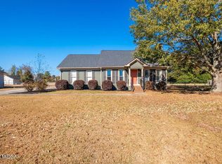 180 Stonefield Cir, Macon, GA 31216