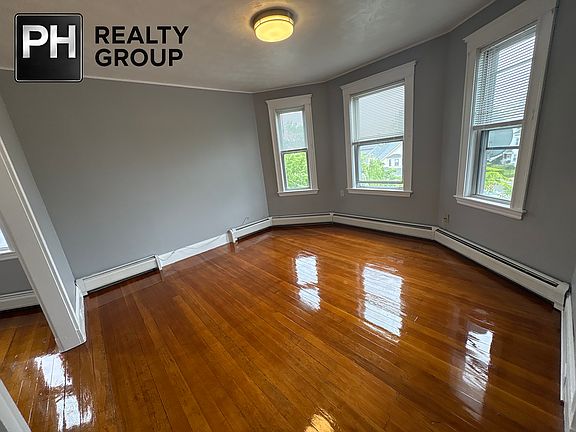 3rd image of 403 Trapelo Rd #3