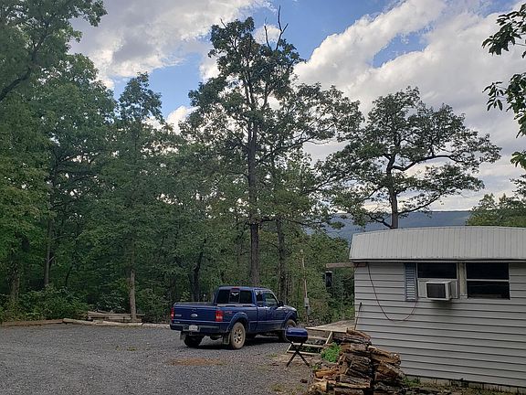 3rd image of 170 White Pine Ln