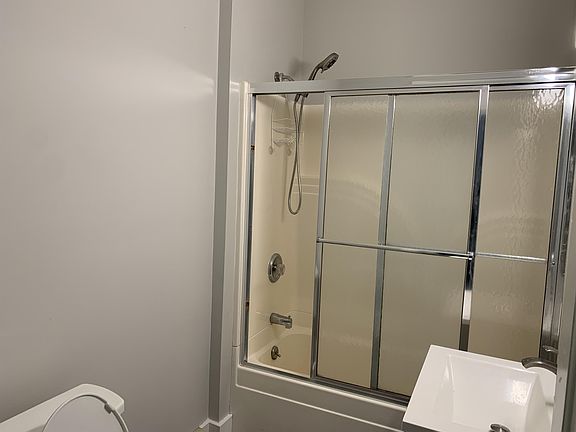 4th image of 507 Oneida St #2