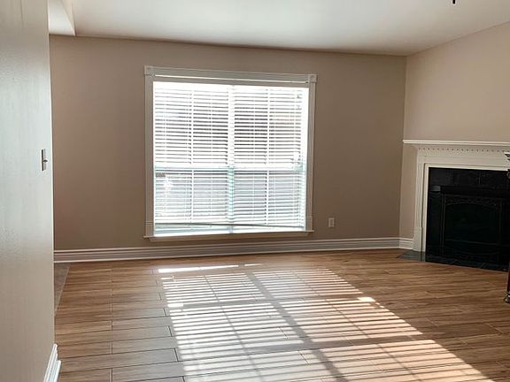 4th image of 12756 Bonnie Bleu Dr