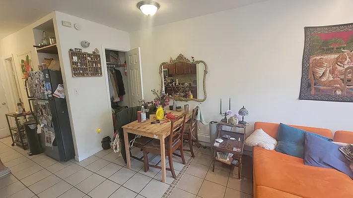 Rented by Oxford Property Group | media 26