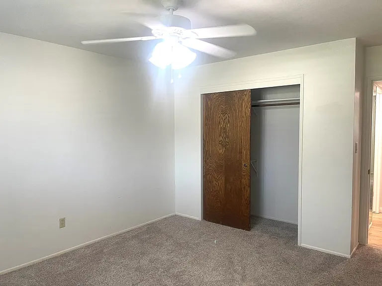 7905 Pembroke Ave — Photo 21