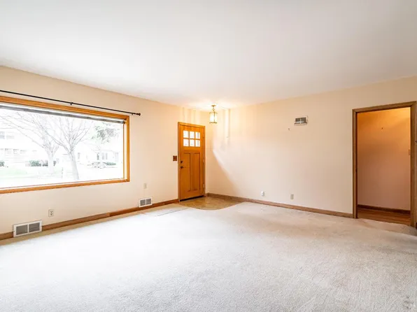 172 North 90th STREET, Milwaukee, WI 53226