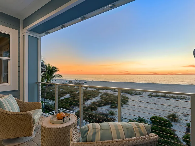 10042 Gulf Blvd — Photo 35