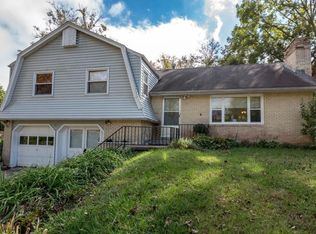 4600 Oak View Dr, Columbia, MO 65202