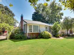 1112 N Evergreen Dr, Newberg, OR 97132
