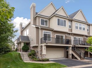 4352 Victor Path UNIT 12, Hugo, MN 55038