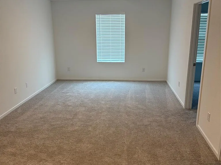 26814 Scarlet Willow Dr — Photo 17