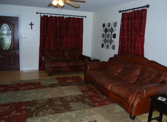 5th image of 1324 Shawnee Trl