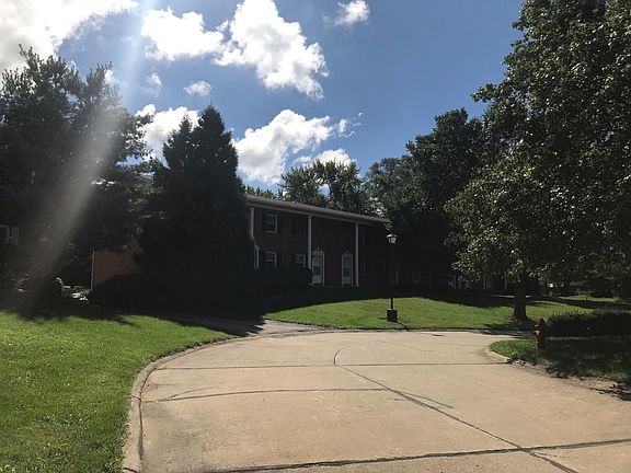 4th image of 2000 Grace Ln #4017