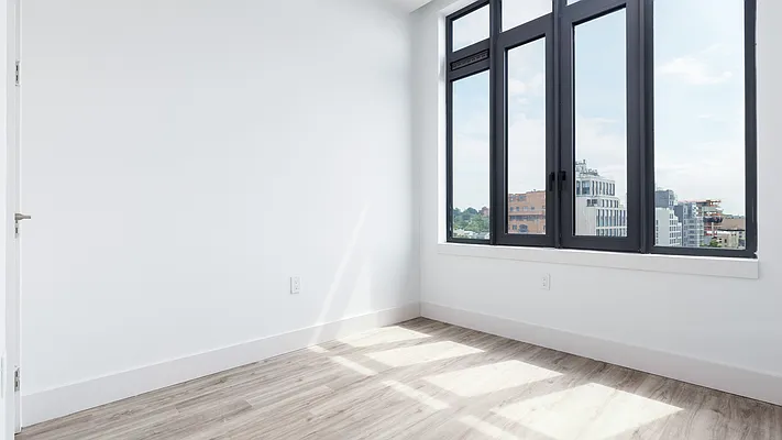 Rented by Nooklyn NYC LLC | media 13