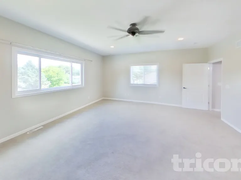 9864 Wake St NE — Photo 5