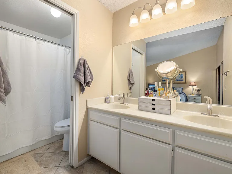 730 E Avenue J10 — Photo 10
