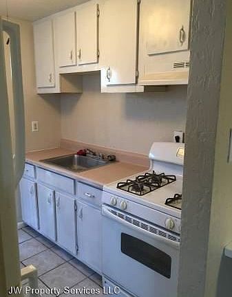 4th image of 205 N Tonti St APT 4