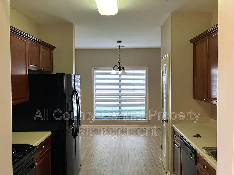 2045 Forest Lakes Ln — Photo 7