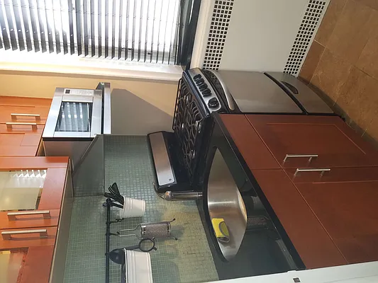 Sold by Benjamin Realty Since 1980 | media 9