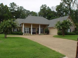 319 Remington Dr, Brandon, MS 39042