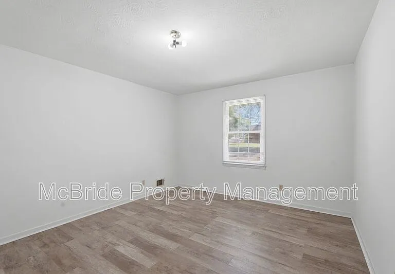 5182 Bluegrass Trl — Photo 15