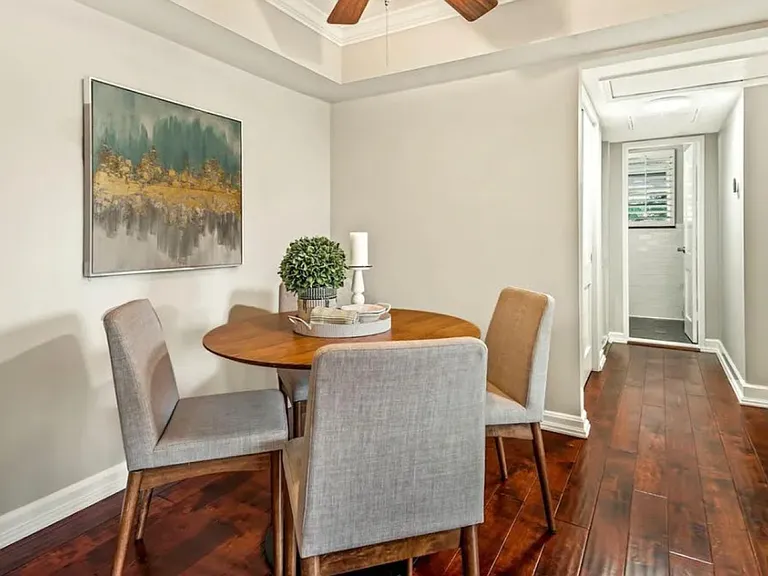 4225 N Henderson Rd #204 — Photo 7