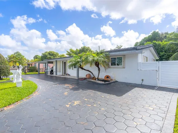 6975 W 10th Ct, Hialeah, FL 33014