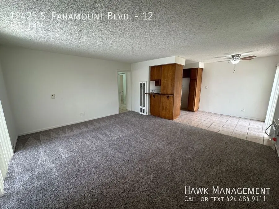 Primary Photo - 12425 S Paramount Blvd #12