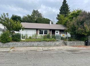 2615 Porter Pl, Anchorage, AK 99508