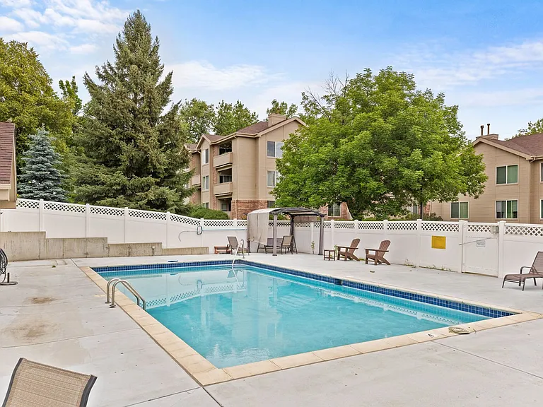 1830 W Centennial Dr #208 — Photo 2