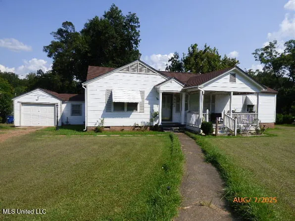 802 Morgan Ave, Natchez, MS 39120