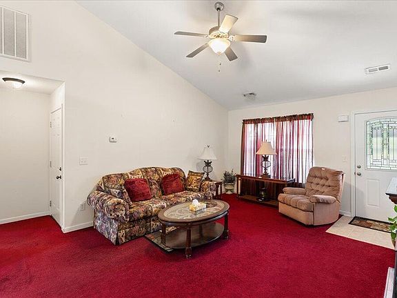 3rd image of 507 Drakewood Rd