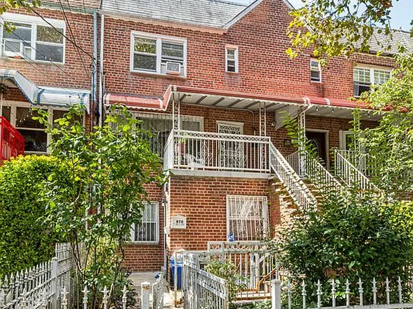 970 E 103rd St, Brooklyn, NY 11236