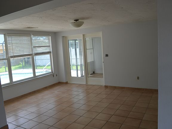 5th image of 6379 Jordan St