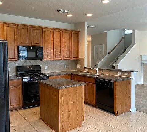 2nd image of 14706 Autumn Glen Ct