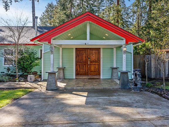 2nd image of 1701 Hickory Court