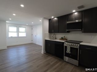 149 Garfield Ave, New London, CT 06320