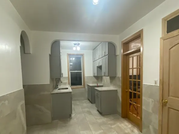 283 Schaefer Street image 1 of 12