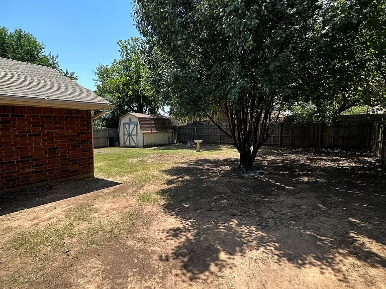 301 N Morgan Dr — Photo 20