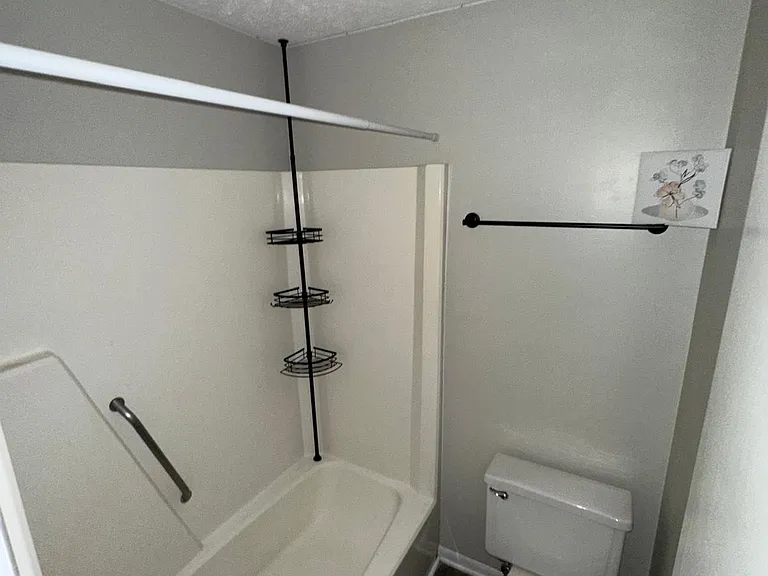 6338 Hawfield Dr — Photo 12