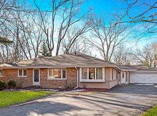619 67th Pl, Willowbrook, IL 60527