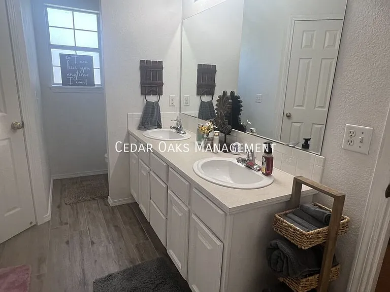 1139 S Camellia Ln — Photo 6